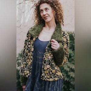 Vintage Made in Canada jacket/sweater, size S Fits size M best